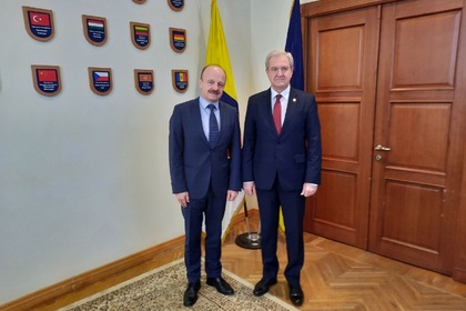 Генералният ни консул в Одеса обсъди с новия губернатор на областта откриването на българското училище в града